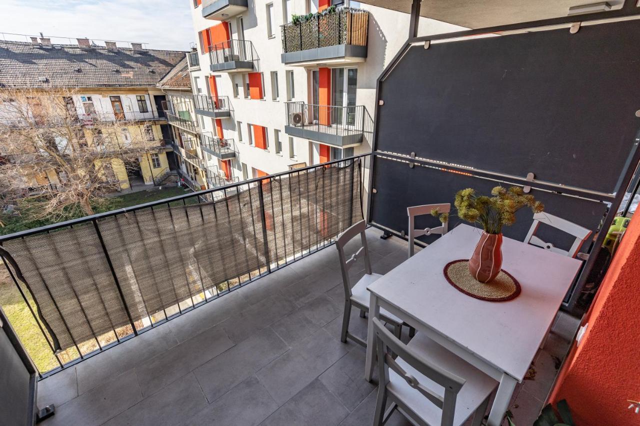 All You Need In Bp - Garage, Terraces, Aircon Budapest Exterior foto