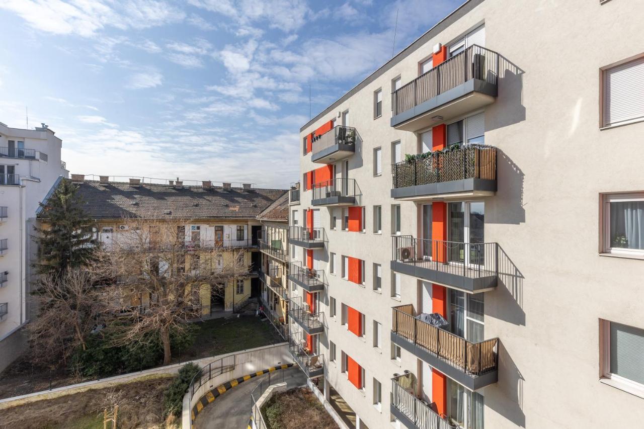 All You Need In Bp - Garage, Terraces, Aircon Budapest Exterior foto